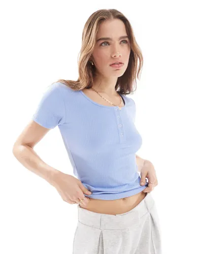 Pieces ribbed top with poppers in blue hydrangea