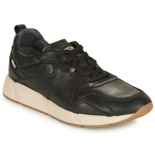 Pikolinos  MELIANA M6P  men's Shoes (Trainers) in Black