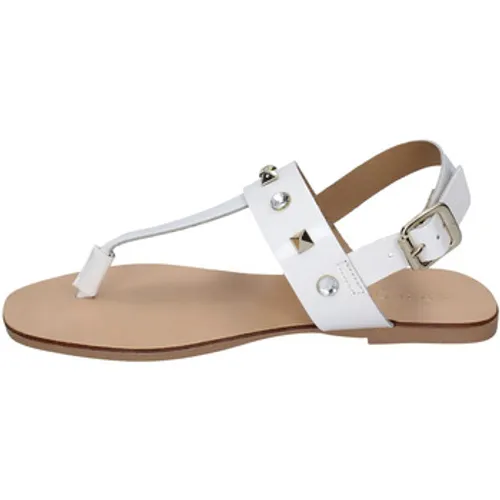 Pregunta  EX64  women's Sandals in White