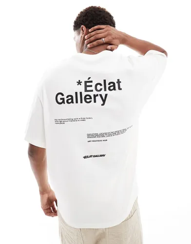 Pull & Bear gallery back printed t-shirt in white