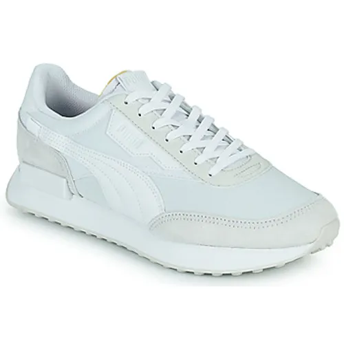 Puma  FUTURE RIDER PLAY ON  men's Shoes (Trainers) in White