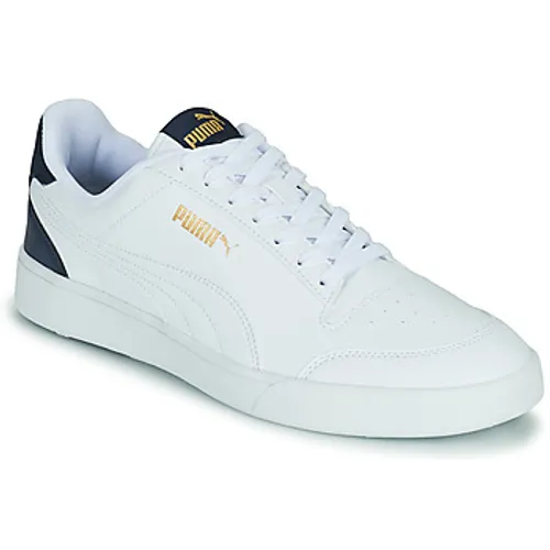 Puma  SHUFFLE  men's Shoes (Trainers) in White