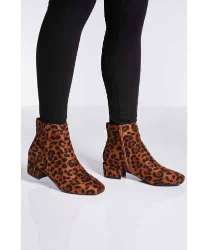 Quiz Womens Wide Fit Leopard Print Block Heel Ankle Boots - Brown