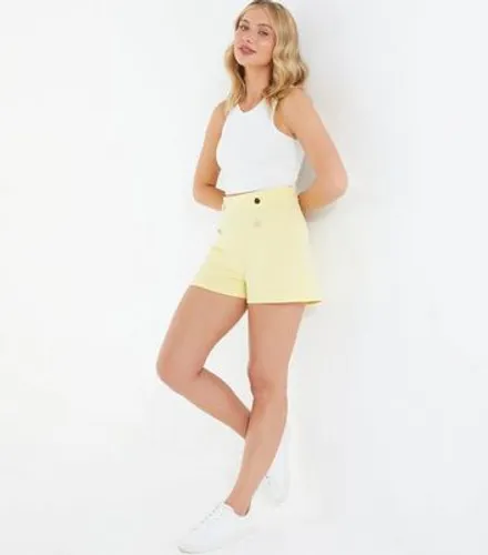 QUIZ Yellow High Waist Tailored Shorts New Look