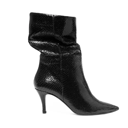 Ras , Morclas boots ,Black female, Sizes:
