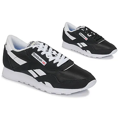 Reebok Classic  CL NYLON  men's Shoes (Trainers) in Black