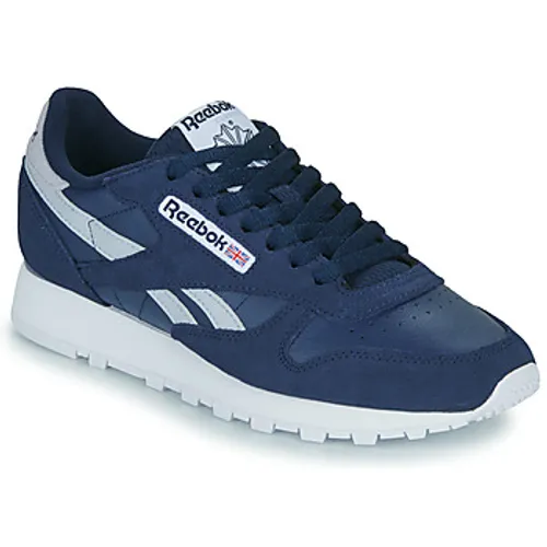 Reebok Classic  CLASSIC LEATHER  men's Shoes (Trainers) in Blue