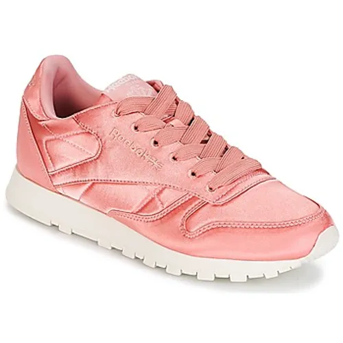 Reebok Classic  CLASSIC LEATHER SATIN  women's Shoes (Trainers) in Pink