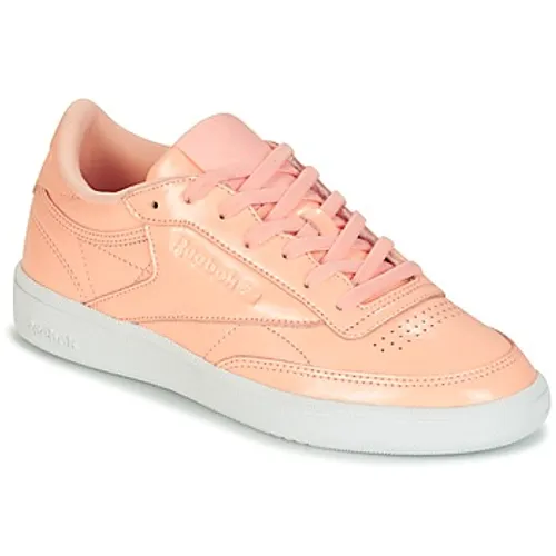Reebok Classic  CLUB C 85 PATENT  women's Shoes (Trainers) in Pink