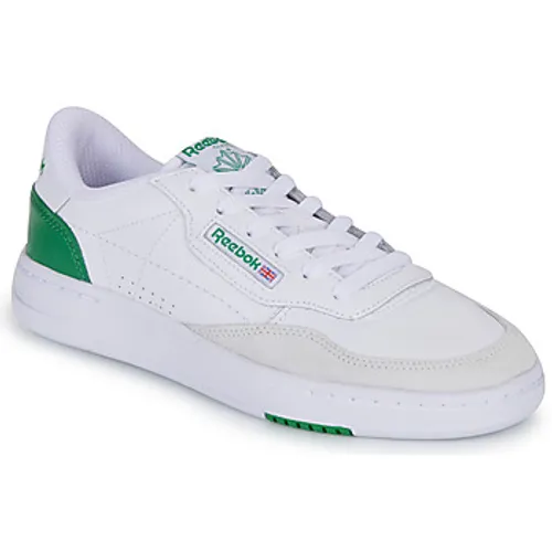 Reebok Classic  Court Peak  women's Shoes (Trainers) in White