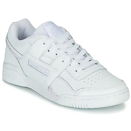 Reebok Classic  WORKOUT LO PLUS  women's Shoes (Trainers) in White