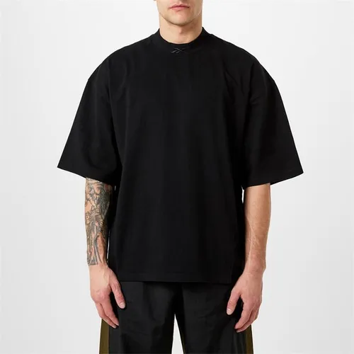 REEBOK Embroidered Vector T-Shirt - Black