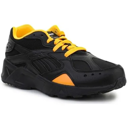 Reebok Sport  X Gigi Hadid Aztrek  men's Shoes (Trainers) in Black