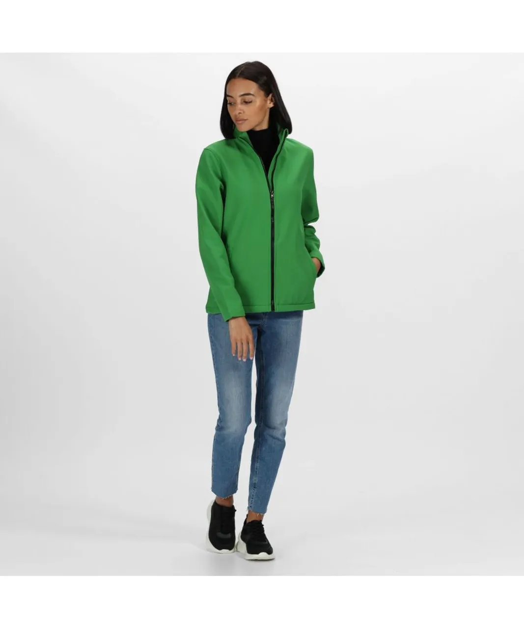 Regatta Standout Womens/Ladies Ablaze Printable Soft Shell Jacket - Green
