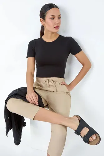 Roman Cotton Cropped Cargo Trousers in Natural 12 female