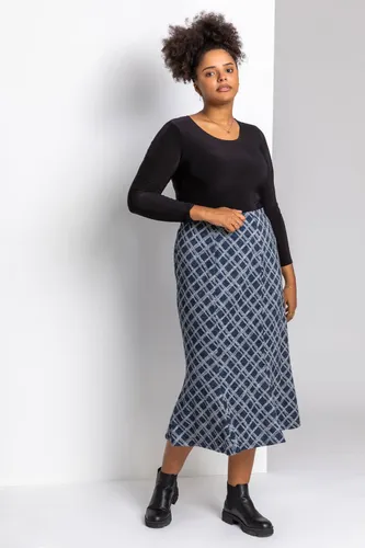 Roman Curve Curve Check Print Fluted Skirt in Navy 3032 female