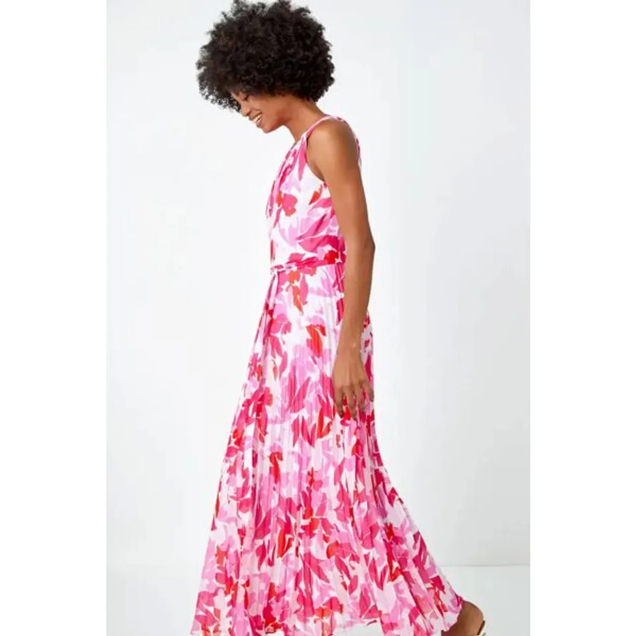 Roman Floral Pleated Halter Neck Maxi Dress in Pink 20 female