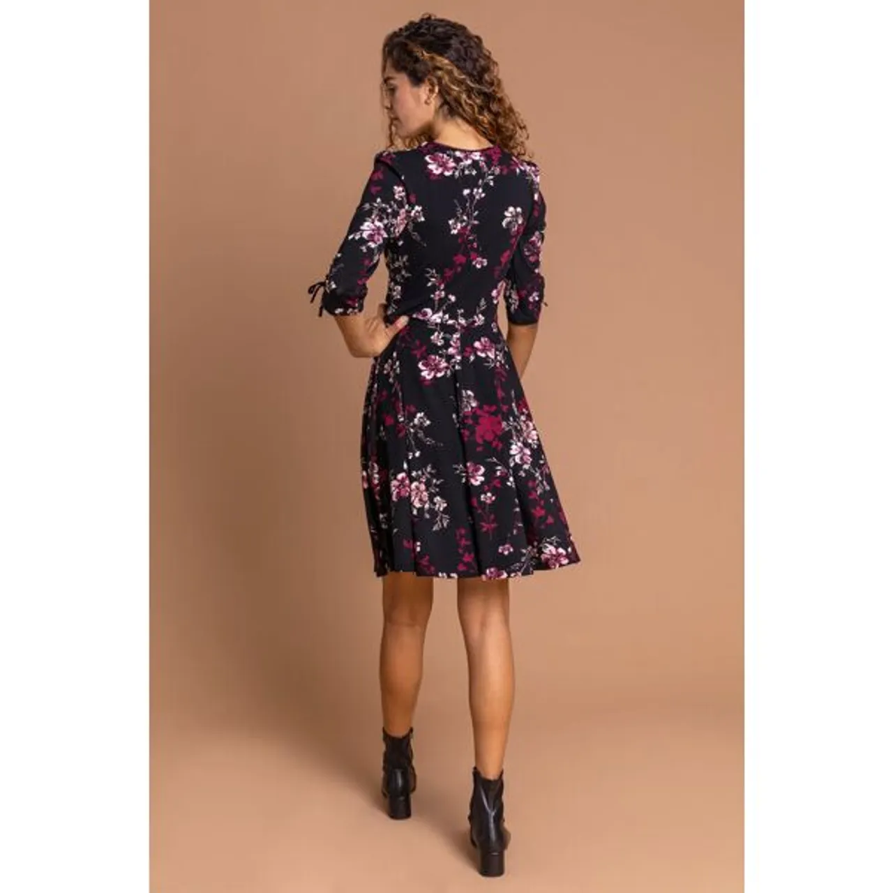 Roman Floral Print Gathered Dress in Wine 12 female