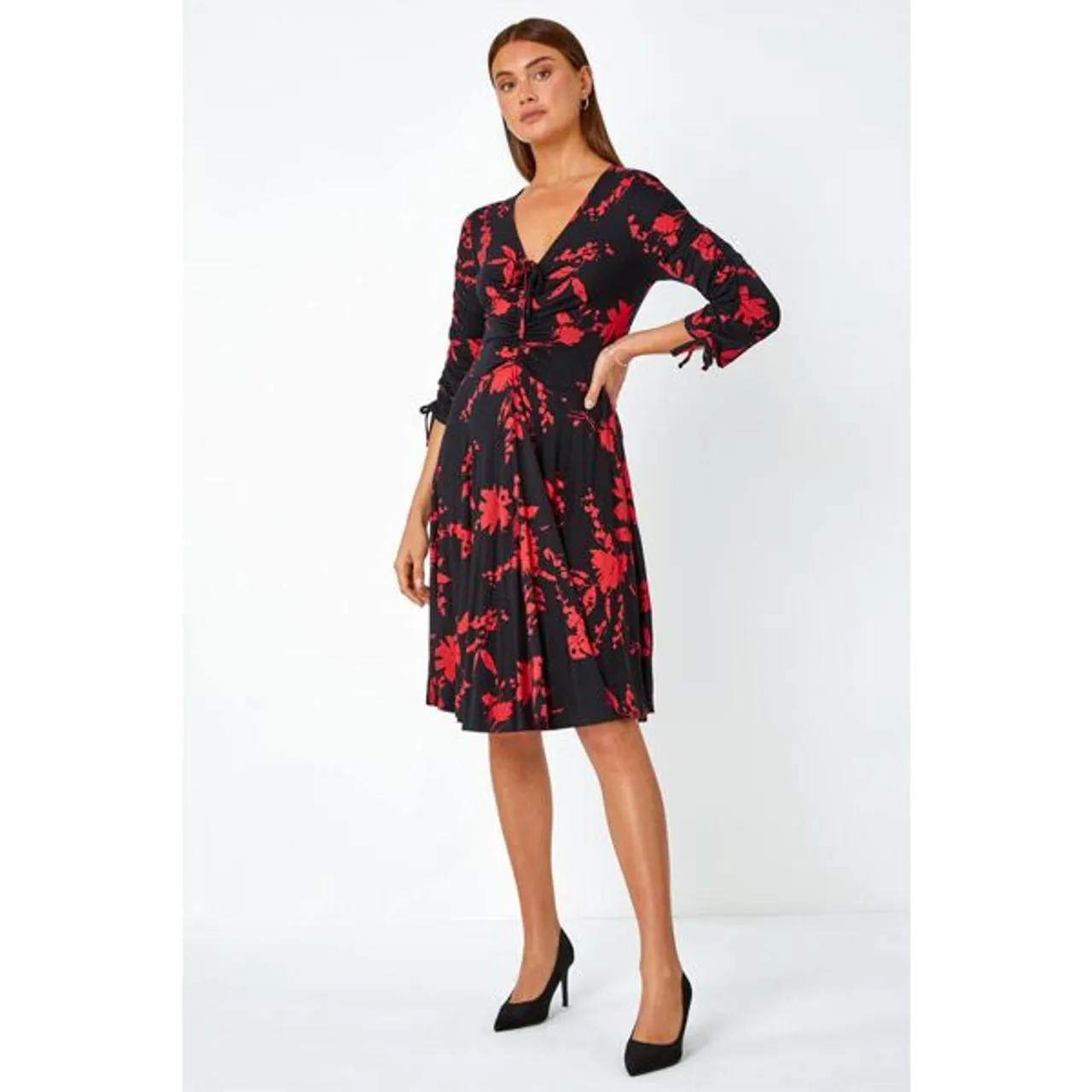 Roman Floral Shadow Print Ruched Stretch Dress in Red - Size 18 18 female