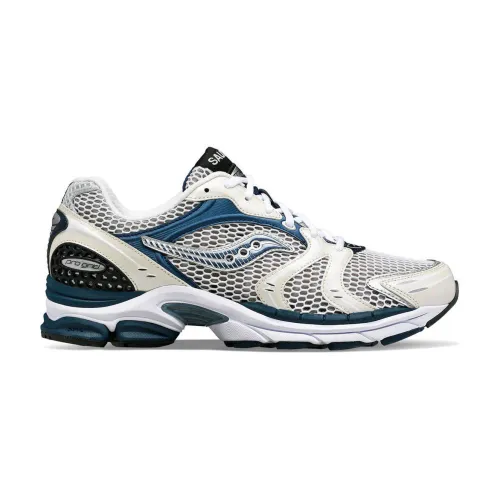 Saucony , ProGrid Triumph 4 Revived and Refreshed ,White male, Sizes: 8 UK, 8 1/2 UK, 10 UK, 6 1/2 UK, 7 UK, 7 1/2 UK, 10 1/2 UK, 9 UK, 9 1/2 UK, 11 U