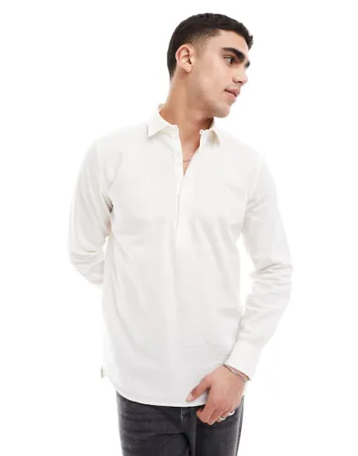 Scalpers shirt in cream-White