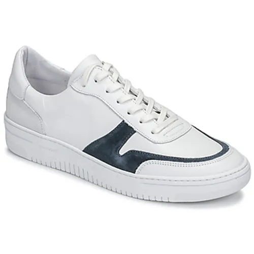 Schmoove  EVOC-SNEAKER  men's Shoes (Trainers) in White