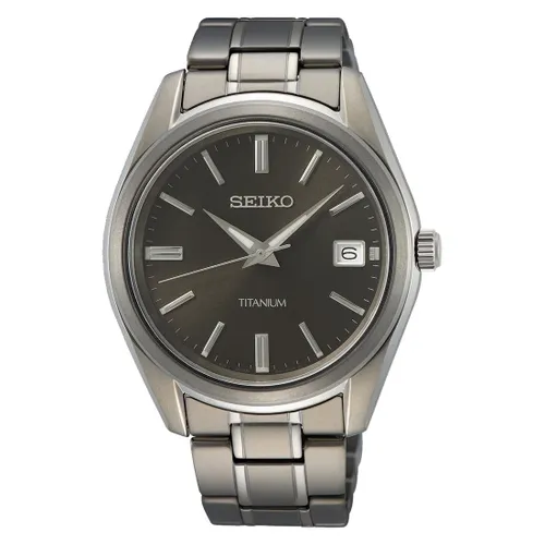 Seiko Men's Analog Quartz Watch with Titanium bracelet
