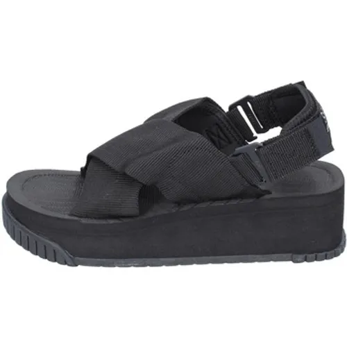 Shaka  EX164 FIESTA PLATFORM  women's Sandals in Black
