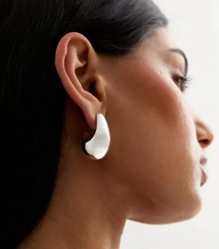 Silver Tone 3D Chunky Stud Earrings New Look