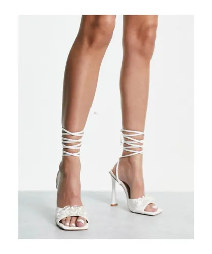 SIMMI Shoes Womens London sloane chain lace up heels in white
