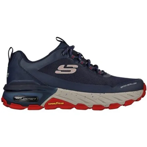 Skechers  Max Protect Liberated  men's Shoes (Trainers) in Marine
