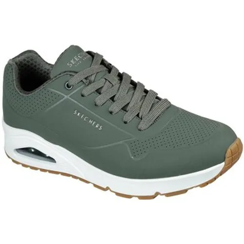 Skechers  Uno Stand ON Air  men's Shoes (Trainers) in Green