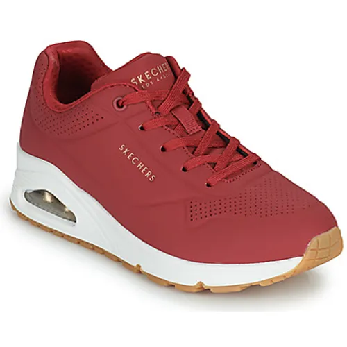 Skechers  UNO STAND ON AIR  women's Shoes (Trainers) in Red