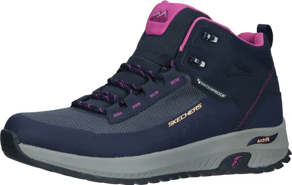 Skechers Women's Arch Fit Discover Boots