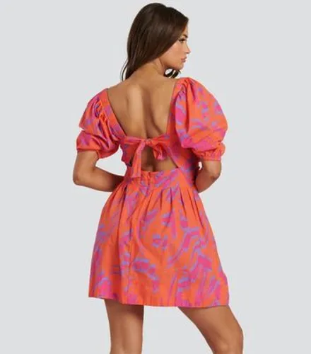 South Beach Twist Front Cut-Out Mini Dress New Look