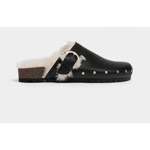 Stradivarius Leather clogs with buckles and faux fur  BLACK