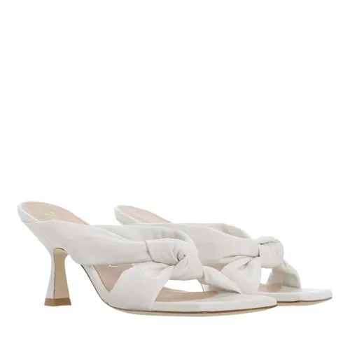 Stuart Weitzman Sandals - Playa 75 Knot Sandal - white - Sandals for ladies