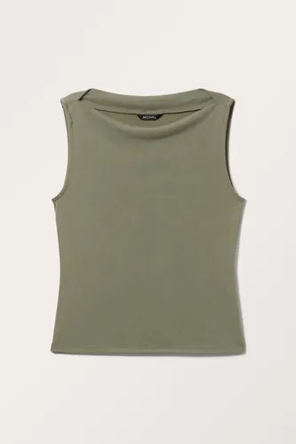 Super soft sleeveless boatneck top - Green