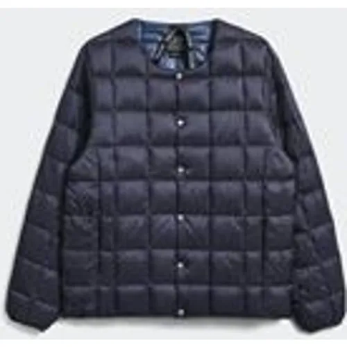 Taion Crew Neck Button Down Jacket in Navy