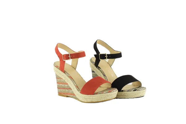 THE DIVINE FACTORY Women's Louanne Ankle Strap Sandals