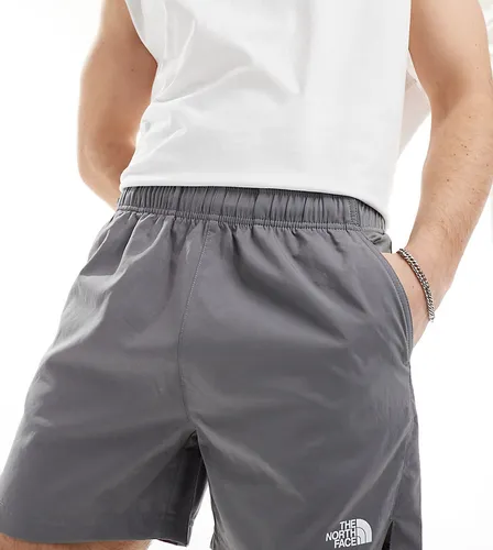 The North Face 24/7 5" shorts in grey