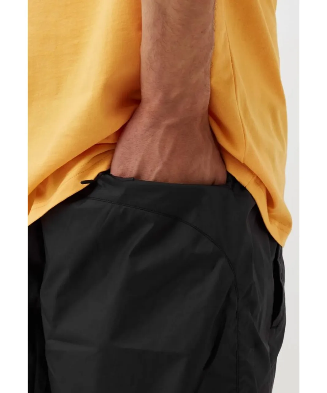 The North Face Mens Hydrenaline Shorts 2000 in Black