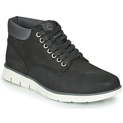 Timberland  BRADSTREET CHUKKA LEATHER  men's Shoes (High-top Trainers) in Black
