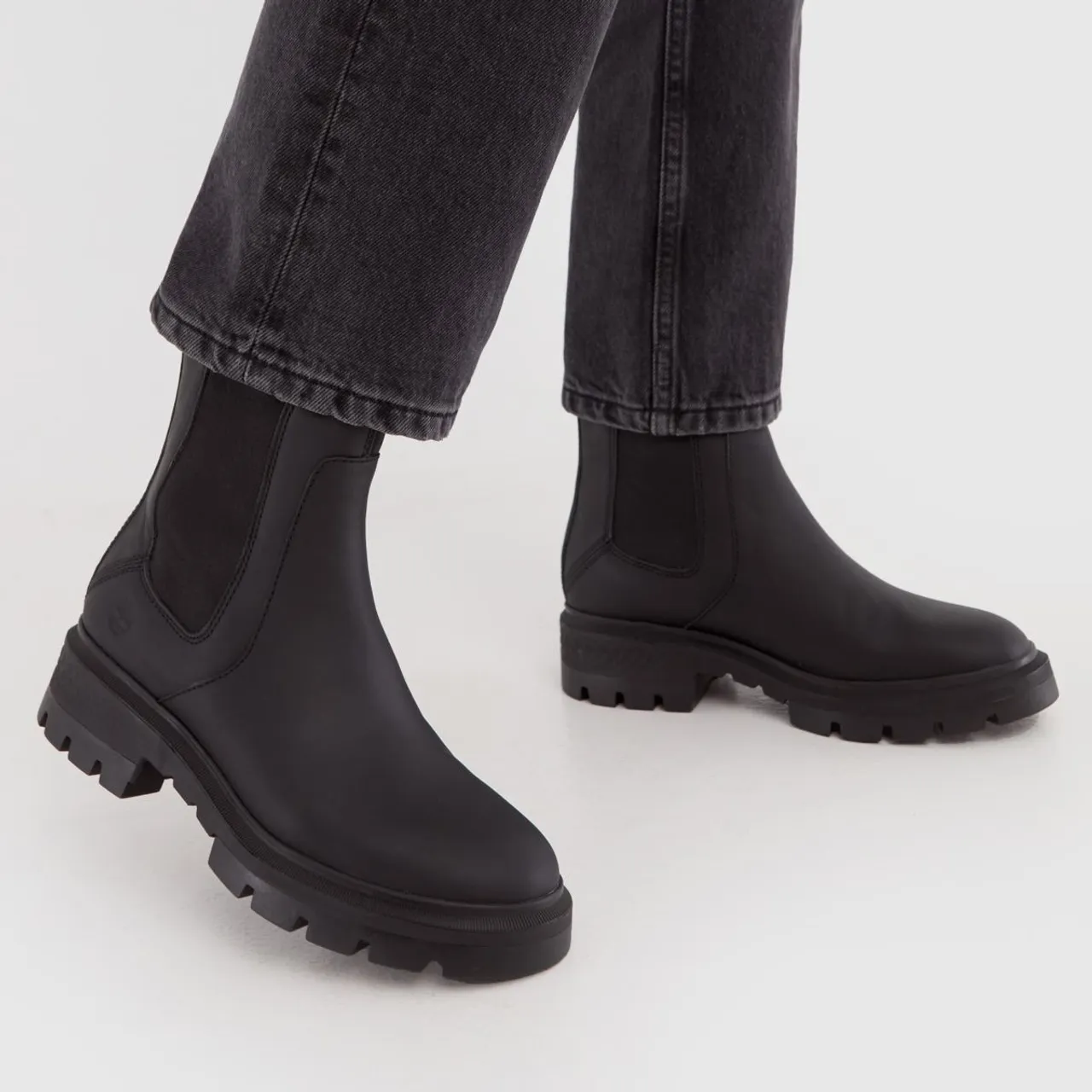 Timberland Cortina Valley Chelsea Boots In Black