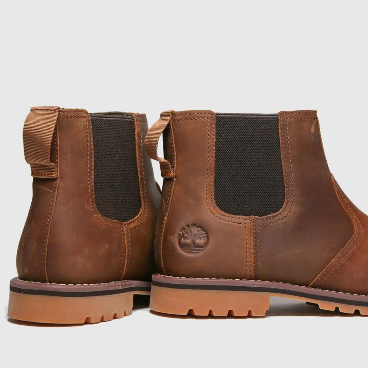 Timberland Larchmont Ii Chelsea Boots In Tan