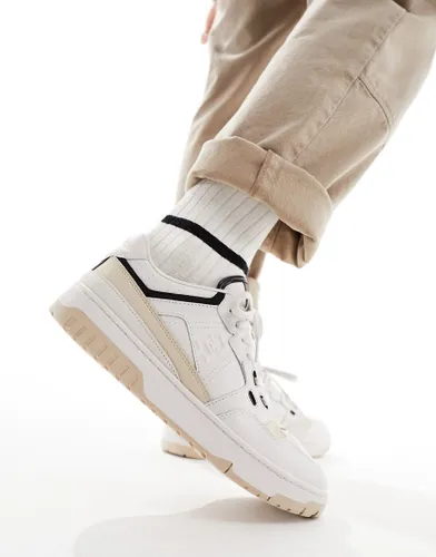 Tommy Hilfiger basket leather trainers in cream-White