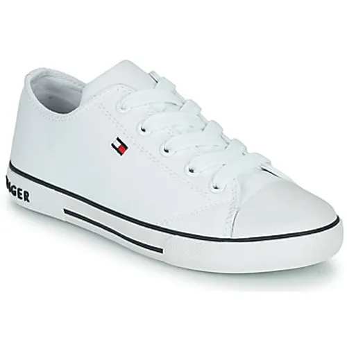 Tommy Hilfiger  KELLE  boys's Children's Shoes (Trainers) in White