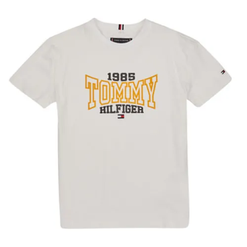 Tommy Hilfiger  TOMMY 1985 VARSITY TEE S/S  boys's Children's T shirt in White