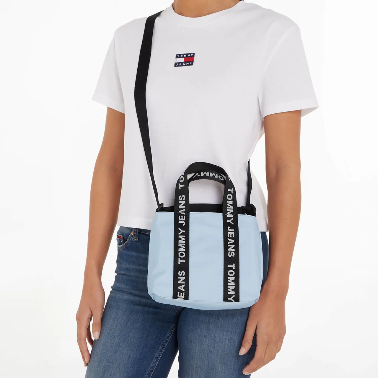 Tommy Jeans Essential Mid Canvas Crossbody Bag