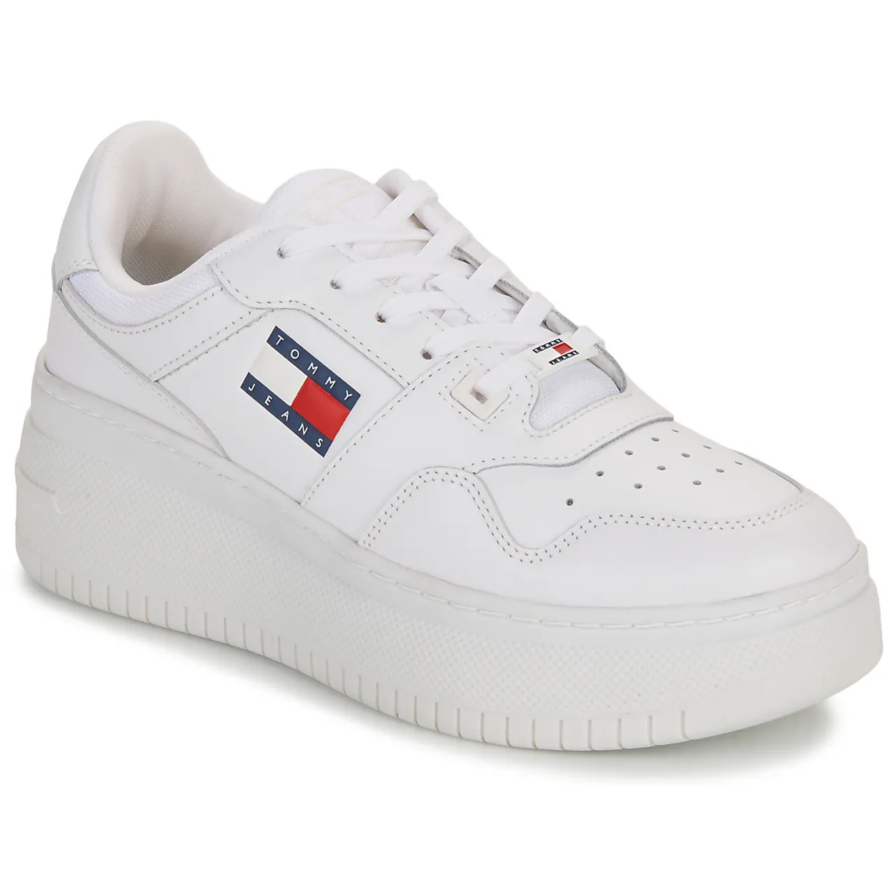 Tommy Jeans  TJW RETRO BASKET FLATFORM ESS  women's Shoes (Trainers) in White
